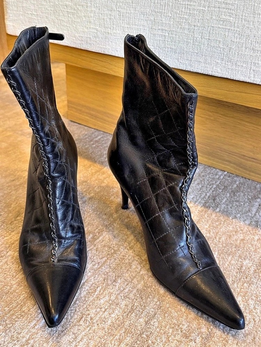 Chanel Black Quilted Leather Pointed-Toe Heeled Boots with Silver Chain Detail - Picture 4 of 16